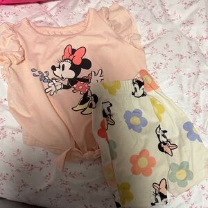 Disney Minnie Mouse Peach Top and Floral Shorts
